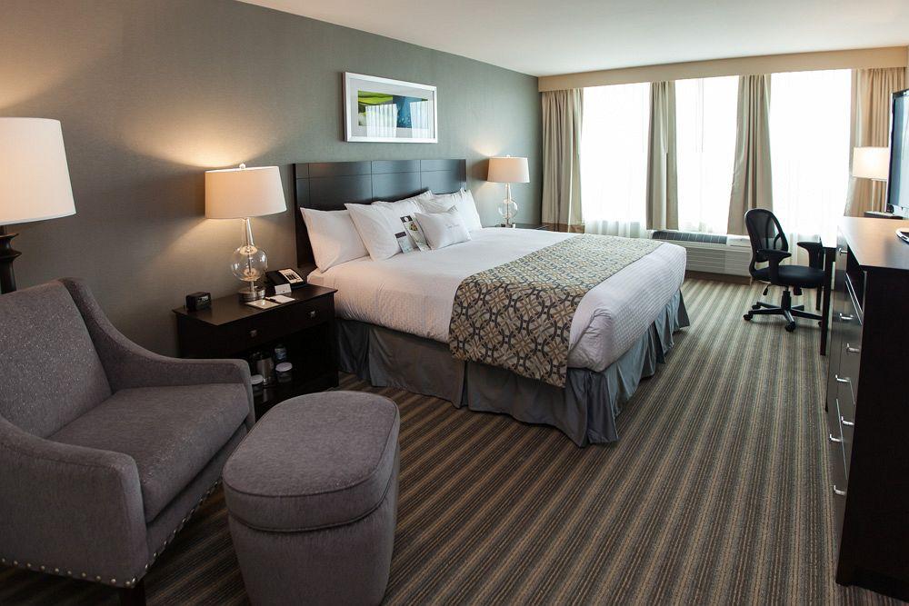 Doubletree By Hilton Newark Hotel Exterior photo